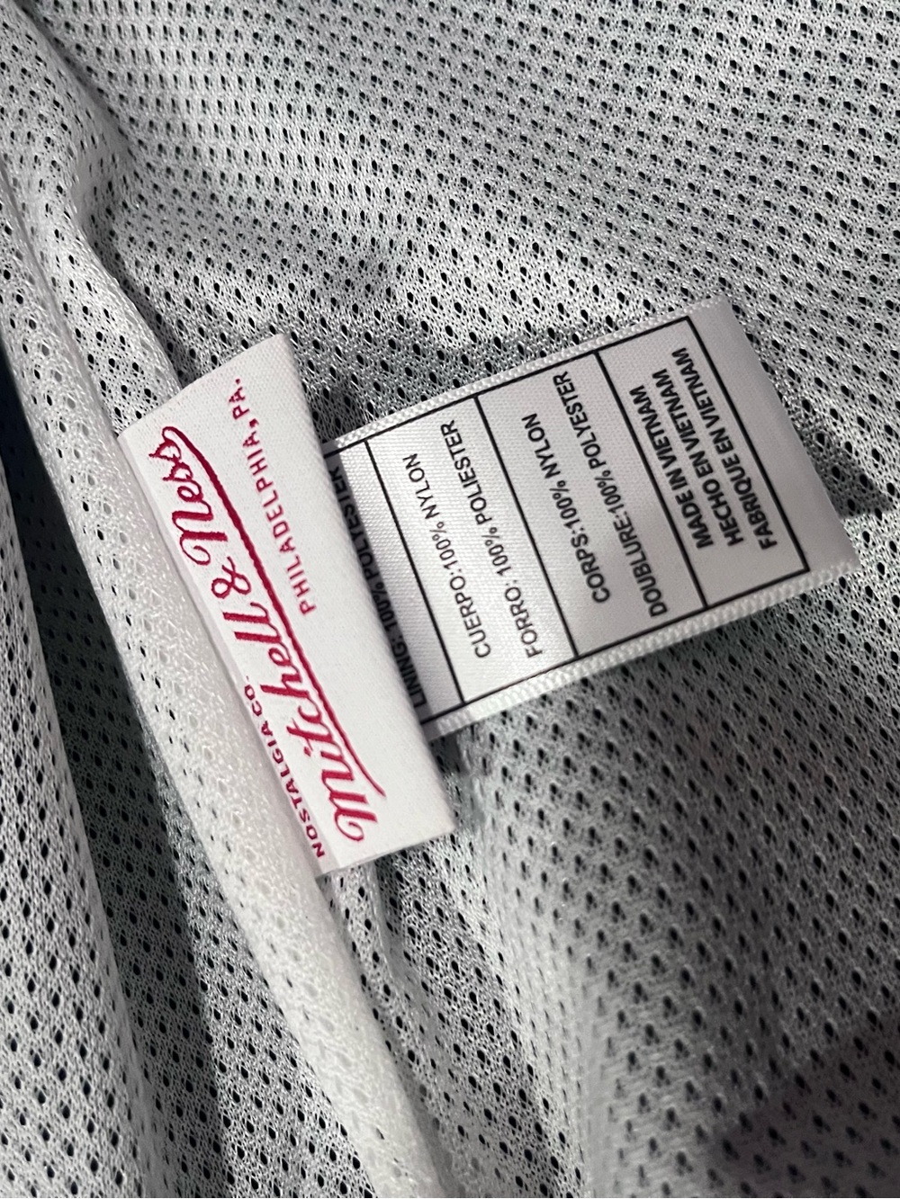 Mitchell & Ness Toronto Raptors Jacket - Picture 3 of 3